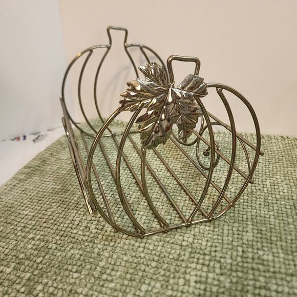 Metal Pumpkin Wire Basket Fall Harvest Table Centerpiece Holder 7x7x6 - Picture 3 of 7